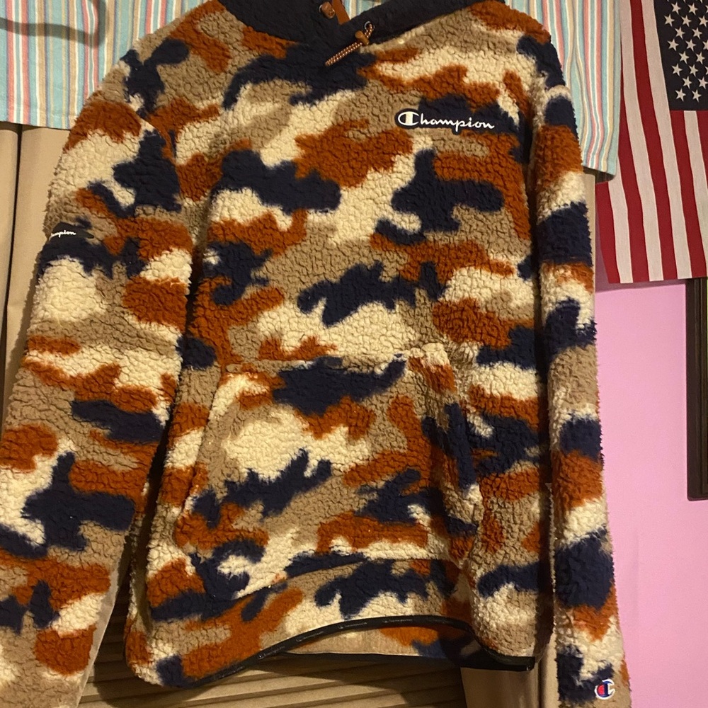 Women’s Fuzzy champion hoodie
